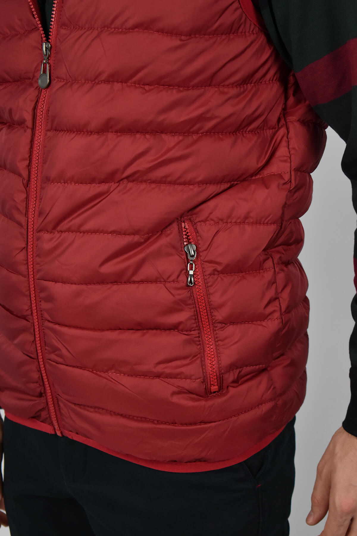 Urbane Fashion Αμάνικο Μπουφάν Με Κουκούλα