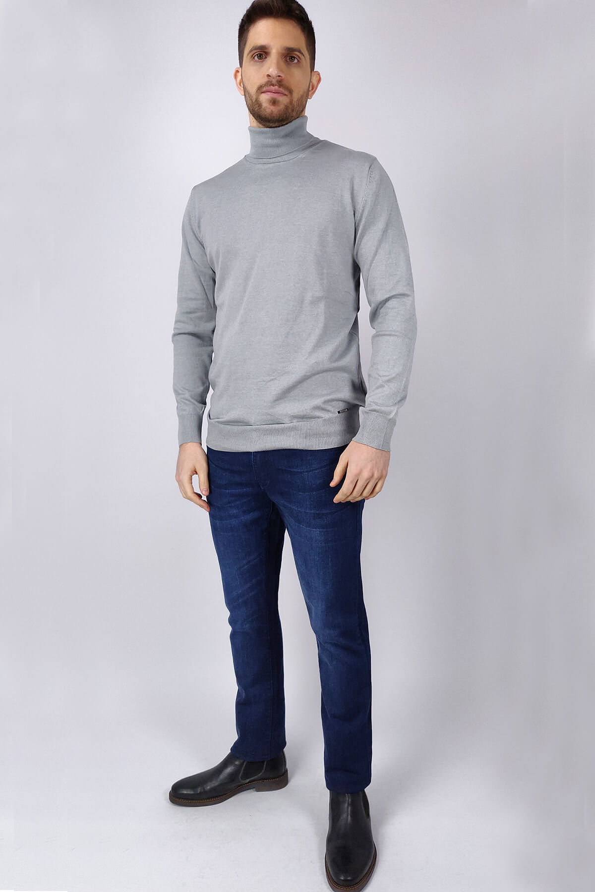 Endeson Roll Neck Sweater