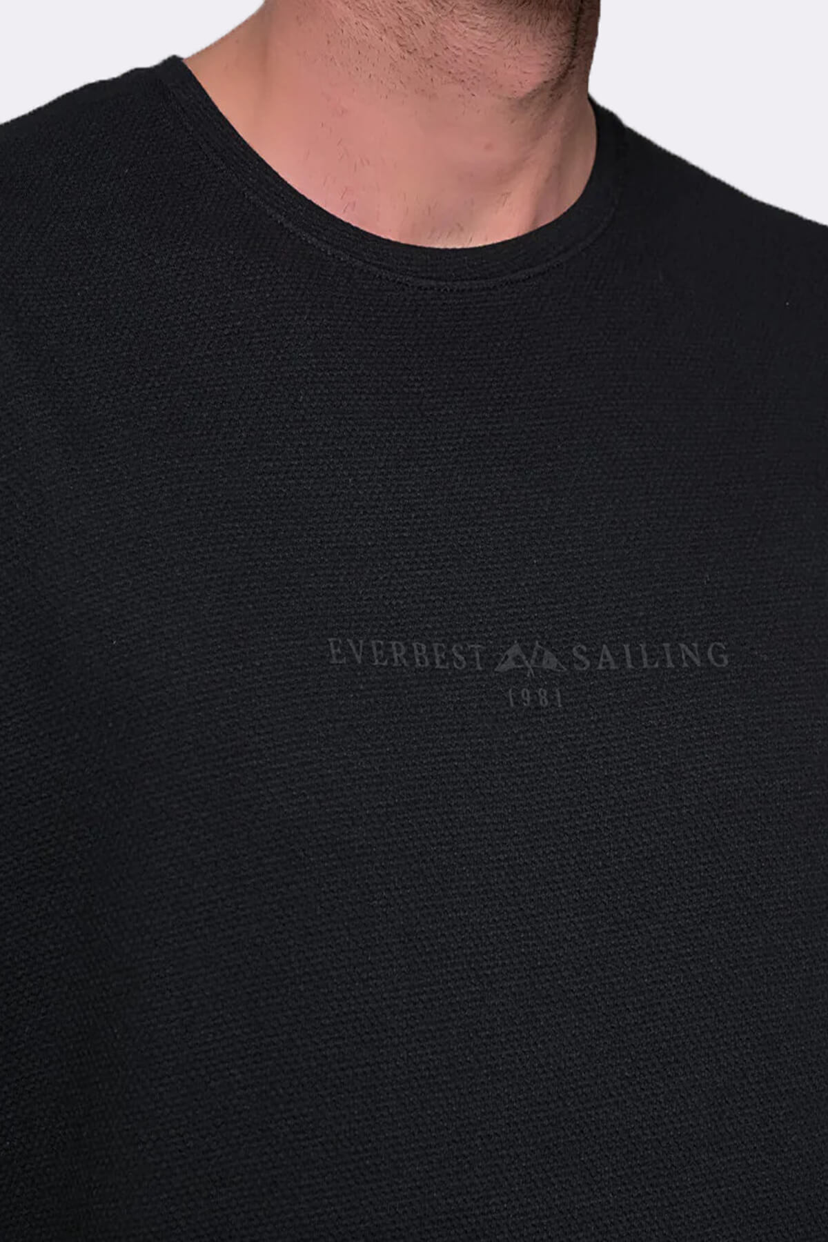 Everbest Novo Logo Printed T-Shirt